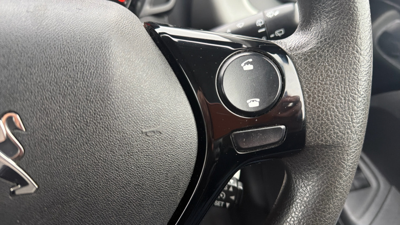 Peugeot 108 1.0 Active 3dr Petrol Hatchback